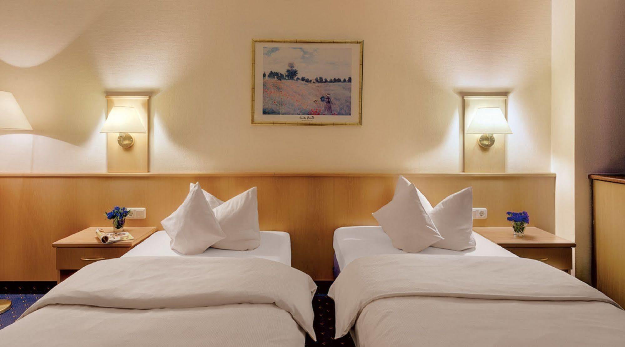 City-Hotel Muenchen ภายนอก รูปภาพ